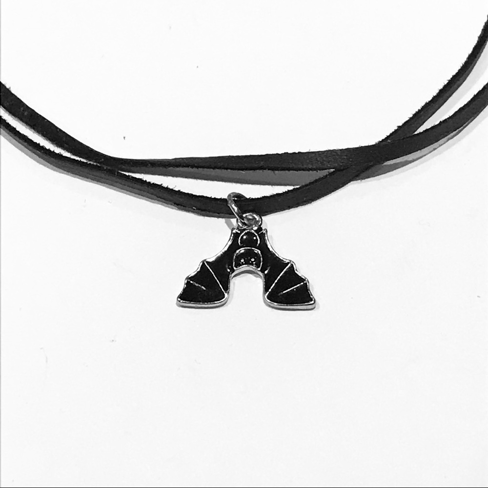 🦇 Driving Me Batty Choker 🦇